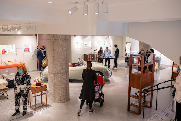 Sotheby's retail 1334 York Ave