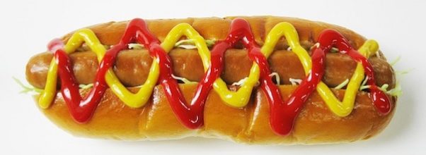 Kosha Dillz Raps at The Met for National Hot Dog Day