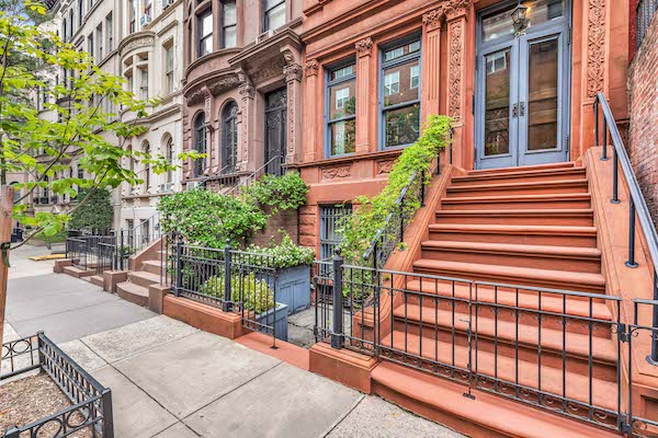 25 East 92nd Street