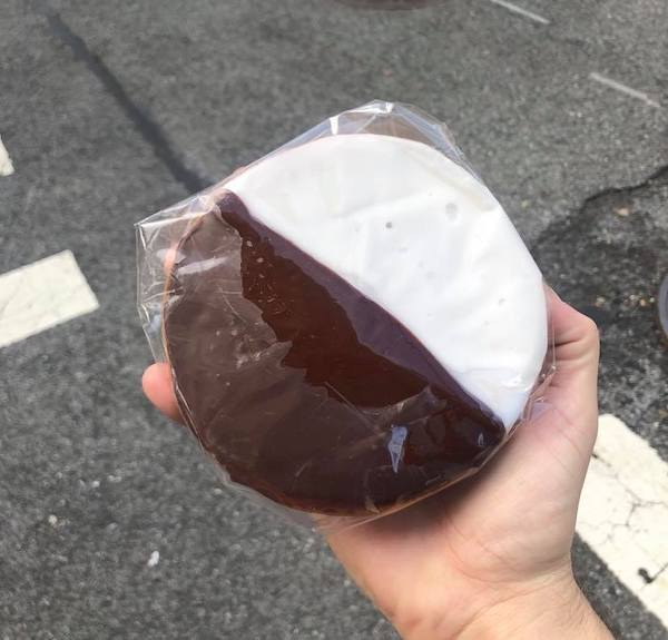 william greenberg desserts black and white cookie