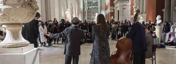 Met Museum Launches Friday and Saturday “Date Nights”