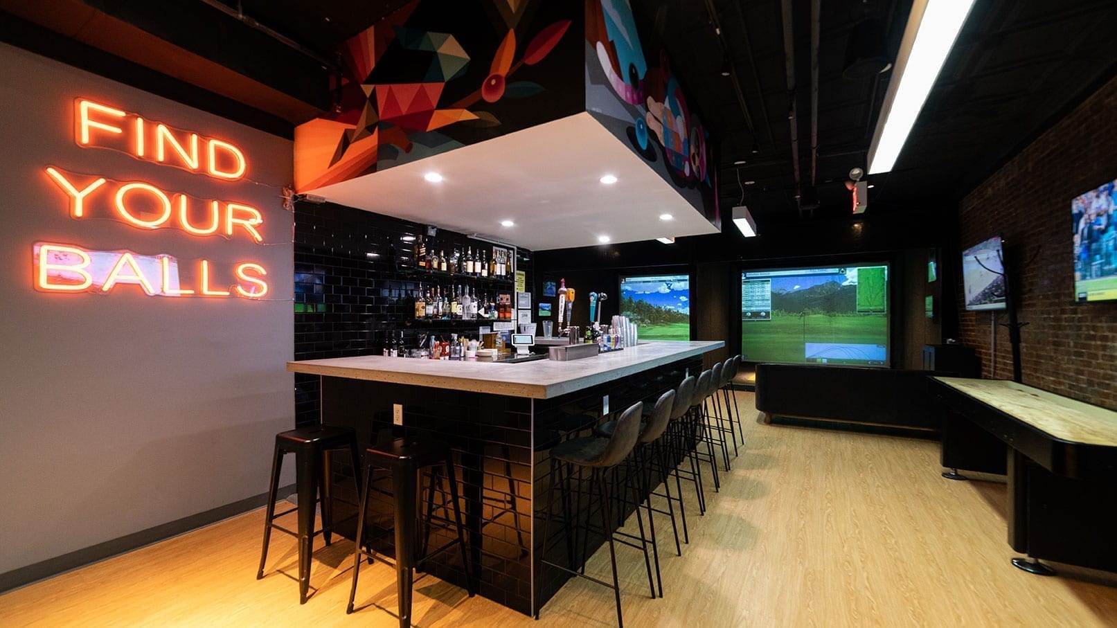 five iron golf ues