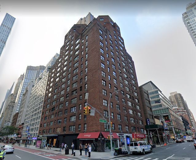 woman jumps 57th and third avenue