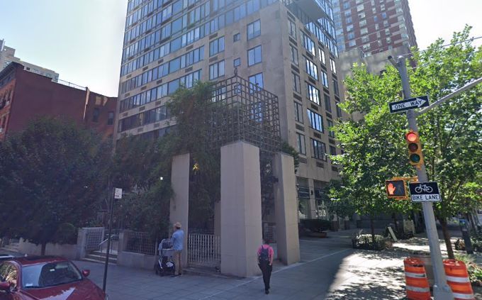 larry ray east 93rd street apt