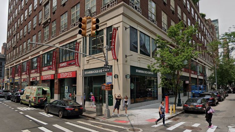 bakery replacing upper east side starbucks