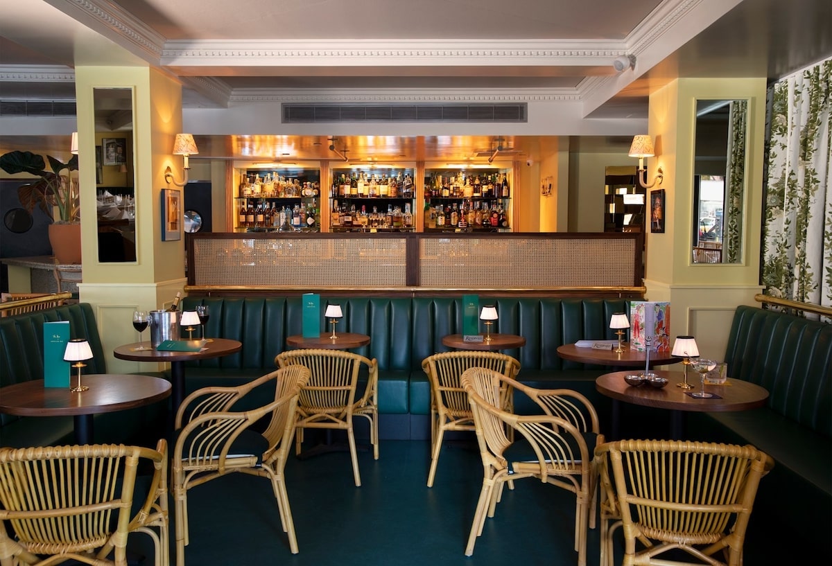 american bar ues