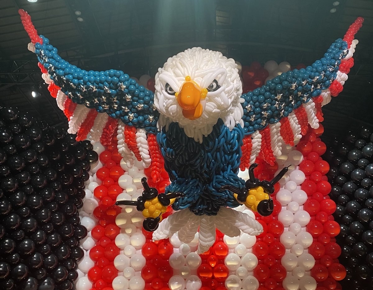 american eagle balloon story