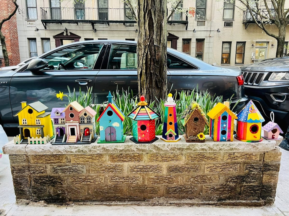 birdhouses vandalized stolen