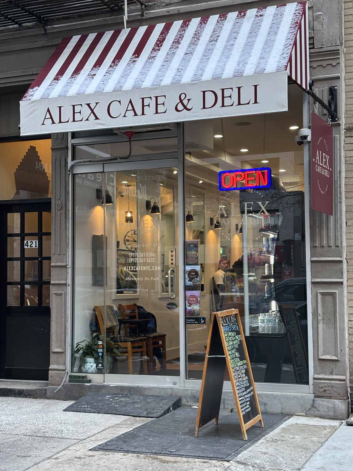 alex cafe deli