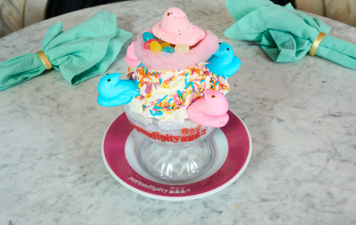 peeps frozen hot chocolate