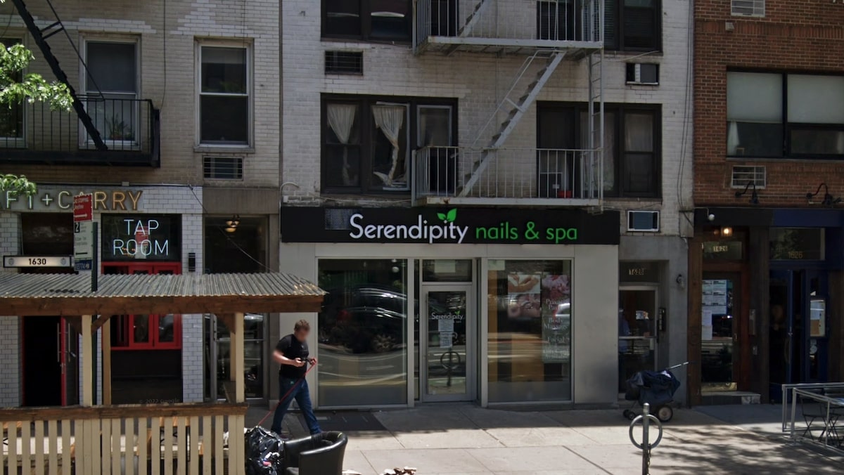 serendipity nails and spa