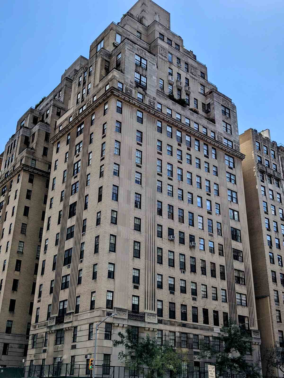 895 Park Ave UES