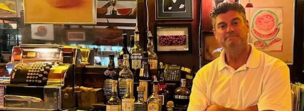 Upper East Side Bartender Tom Butler, Beloved Fixture at J.G. Melon, Passes Away Upper East Side Bartender Tom Butler, Beloved Fixture at J.G. Melon, Passes Away