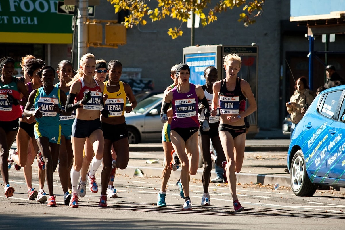 nyc marathon women running